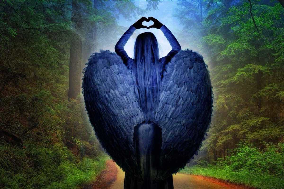 8 Types Of Earth Angels (And Signs That You’re An Earth Angel)